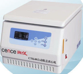 600w centrifugadora de la sangre del poder CTK48, centrifugadora clínica 4000r/velocidad máxima mínima