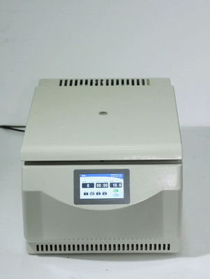 Máquina de centrifugadora refrigerada de laboratorio con pantalla LCD médica clínica 5000 rpm