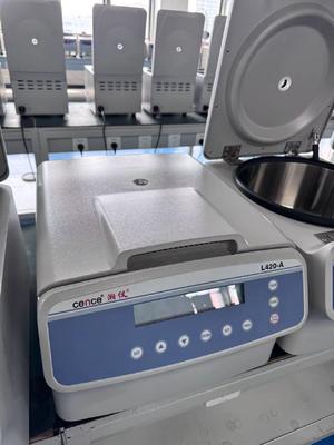 Centrífuga de baja velocidad Cence L420-A, capacidad 12x20ml, 4200rpm