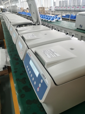 L420-A Centrifugadora de baja velocidad 4200rpm 2760xg Capacidad máxima 12x20ml