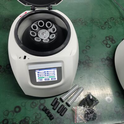 Centrifugadora PRP TD4 Centrifugadora de baja velocidad con velocidad máxima de 4000 r/min 1980xg RCF y consumo de energía de 100W