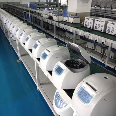 Centrifugadora PRP TD4 Centrifugadora de baja velocidad con velocidad máxima de 4000 r/min 1980xg RCF y consumo de energía de 100W